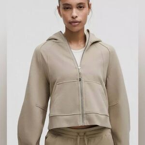 Lululemon beige cropped hoodie